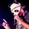 Doubletime - Cro zeigt Fratze