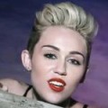 Vorchecking - Miley Cyrus, Korn, Capo
