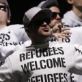 Höchste Zeit - Musiker zeigen Einsatz für Flüchtlinge