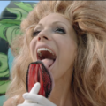 Peaches - Schlüpfriges Video zu 
