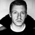 Vorchecking - Macklemore, Santigold, Schiller