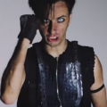 Jan Böhmermann - "Be Deutsch" im Rammstein-Style!