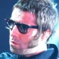 Klug-Scheißer - Liam Gallagher bewirft Jamie Olivers Haus