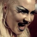Metalsplitter - Einhorn-Tattoos auf den Eiern