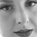 Leslie Clio - Zurück aus Hawaii mit "Darkness Is A Filler"