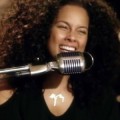 "Waterfalls" - TLC-Cover mit Alicia Keys und Gwen Stefani