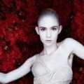 Grimes - Sängerin verteidigt Tesla-CEO Elon Musk