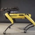 Bruno Mars - Roboter-Moonwalk zu 