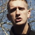 Kraftklub - Felix Brummer (Kummer) wettert über seine Stadt