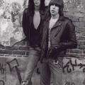 Schuh-Plattler - Trump-Tirade als Ramones-Hit