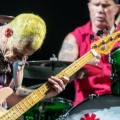 Schuh-Plattler - Sting disst Rockband-Opas