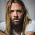 Schuh-Plattler - Rolling Stone spaltet Foo Fighters
