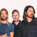 Schuh-Plattler - Foo Fighters-Best Of im Oktober