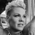 Star-Kollaboration  - Marshmello Fields of Sting-Pink
