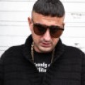 Haftbefehl - Fahrerflucht nach Baklava-Crash