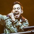 Linkin Park - Fans, die auf Uhren starren