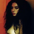 Vorchecking - Charli XCX, Angelo Kelly