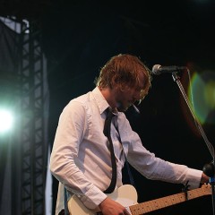 ... Gitarre gestimmt ...