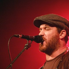 Chuck Ragan (früher Frontman von Hot Water Music)