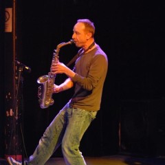 ... Klaus Knöpfle sind Blue Exercise.