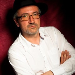 Tomasz Lato (Kontrabass) sind Kroke.