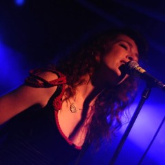 Melissa Auf Der Maur.