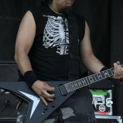 Ahrue Luster