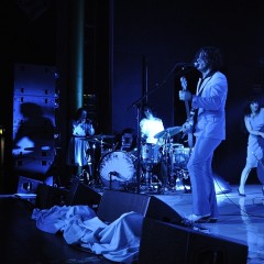 Jack White mit The Peacocks im X-tra.