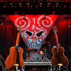 Tenacious D.