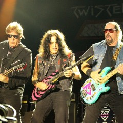 Twisted Sister.