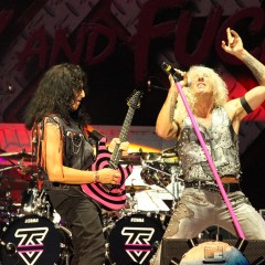Twisted Sister.