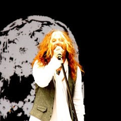The Dead Daisies.