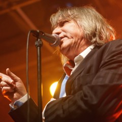 Zum Auftakt des Festivals spielten Fehlfarben "Monarchie & Alltag" annähernd in Originalbesetzung.  