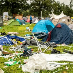 Zeltplatz-Chaos.