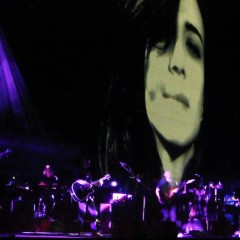 Ninet Tayeb - auf dem Vorhang.