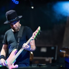 Jeff Ament.