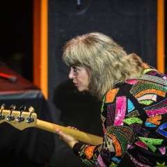 Suzi Quatro.