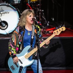 Suzi Quatro.