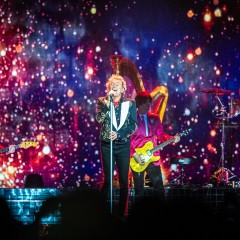 Rod Stewart.