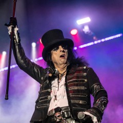 Alice Cooper.