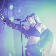 Charli XCX.