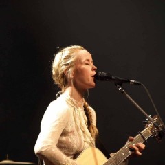 Tina Dico.