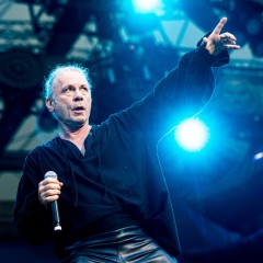 Bruce Dickinson.