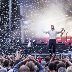 Imagine Dragons.