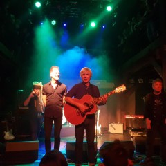 Nada Surf.