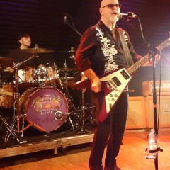 "If it's January, it's Germany!" Dieses Motto kennt auch der neue Drummer Mike Truscott bereits.