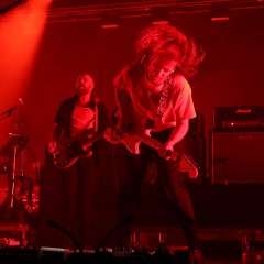 Idles.