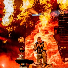 Sabaton.