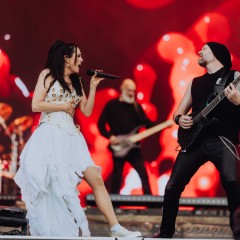Within Temptation.
