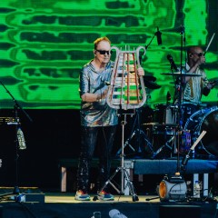 Fred Schneider.